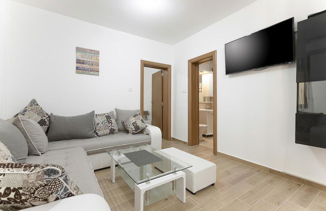 Muo Sea Front Apartments Kotor - Photo 1