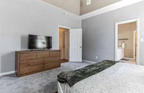 Quaint homey cottage style home in Harvest - Photo 4