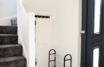 Located in the peaceful NG8 Wollaton , Perfect for Business Trips & Family Holidays or working proffesionals-long term deals, M1 Nearby , Free Parking , Private Garden , 500Mb Wi-Fi , Netflix - Foto 24