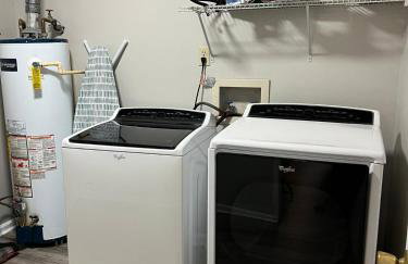 Sweet Home Alabama 4BR 2BA oasis with pool WI-FI - Foto 6