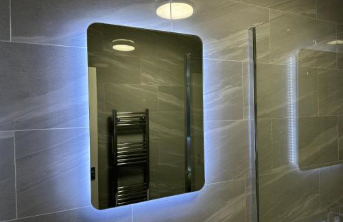 Comfortable 2BR Home 4 Beds Great for Small Groups - Foto 26