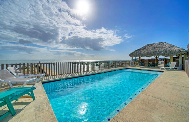 Sleeps 26 2 Homes w/ Waterfront Pool + Boat Dock Laguna Village Escape - Foto 37
