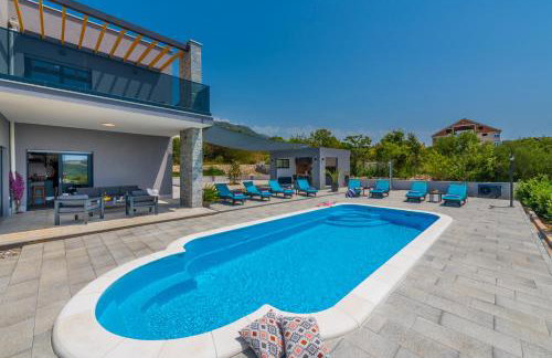 Luxury Villa Bava-5minutes to center - Foto 8