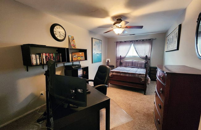 Beautiful APT W Office Area 2BR Long Term - Foto 22