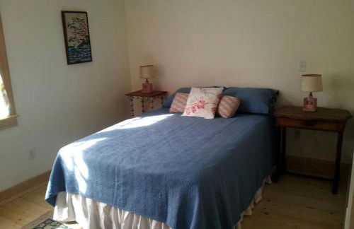 Idyllic Cottage Rental near Mount Mansfield State Forest, Vermont - Photo 9