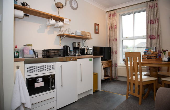 Milton House Studio Apartment Suites - Photo 56