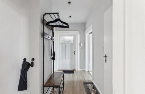 NASA Homes 4 Zimmer Altbauwohnung Zentral inkl Smart TV Netflix Garten - Foto 13