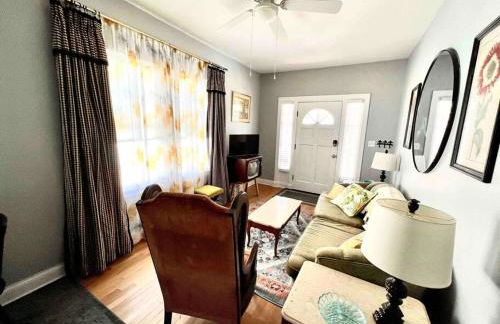 Newly Renovated 3-Bedroom Beechmont Home - Foto 7