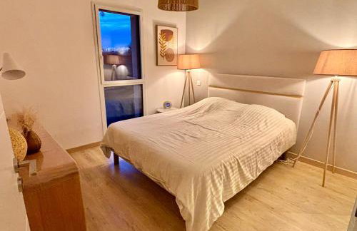 Villa contemporaine avec piscine sur 4000 m2 à Rodez 9 personnes - Foto 29