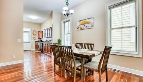 Near Starland & River St - Private Patio & BBQ - Parking - Foto 3