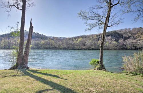 Expansive Cotter Cabin on White River with Deck! - Foto 37