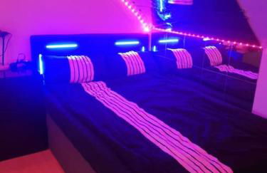 Wohnung am Kurpark mit privater Innensauna & LED! Schlüsselbox - Foto 18