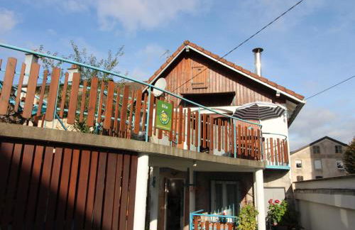 Appartement cosy au cœur de Vagney, proche commerces et sentiers, terrasse et cheminée, à 15km Gérardmer - FR-1-589-304 - Foto 12