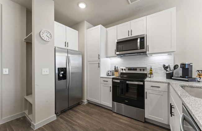 Prime Soco Cozy 1BR King Suite w Pool Parking - Foto 15