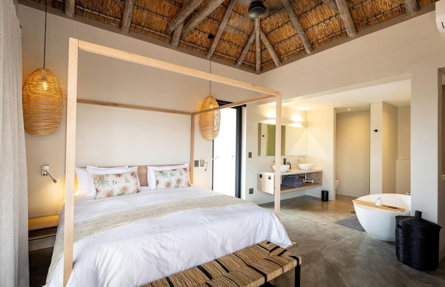 Villa Uthando Stylish Brand new Villa With Amazing Views - Photo 14