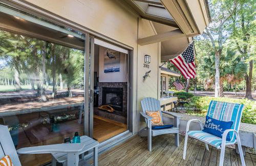 New Listing! Water Views with Short Walk to Dataw Clubhouse and Pool - Sleeps 6 - Foto 18