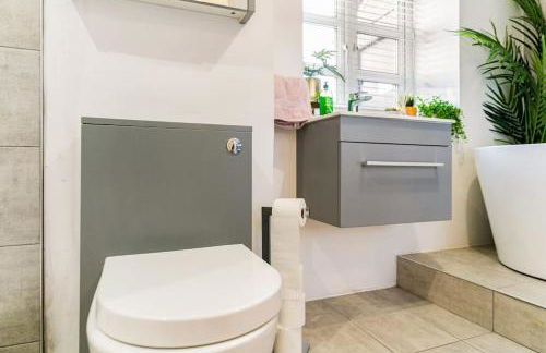 Stunning Ground Floor Hartlepool Marina Apartment - Photo 3