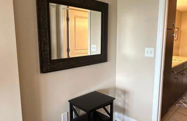 Spacious 2 Bedroom 2 Bathroom Apartment with Balcony in Uptown Charlotte! City Views & Free Parking! - Foto 26