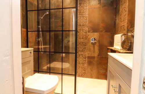 Devonshire House - Photo 22