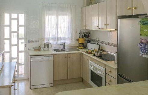 Stunning Home In Quesada-Rojales - Foto 16