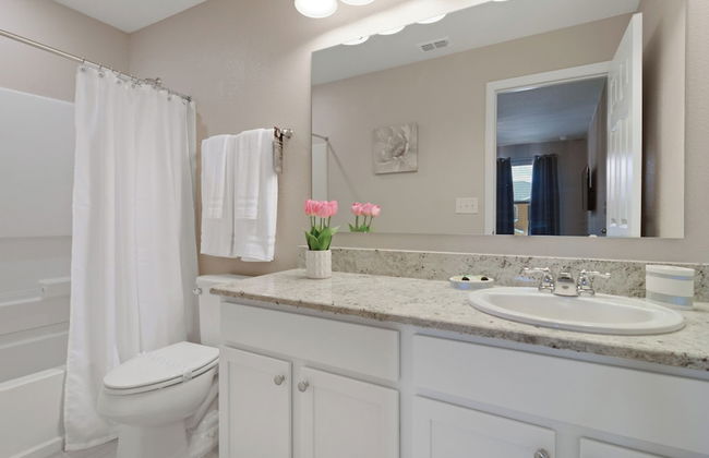 Wonderful 4 Bed Close to Disney w Gameroom 5150 - Foto 16