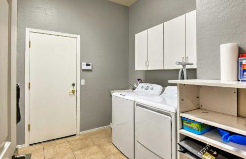 Poolside Paradise! Luxe Golf Getaway in Phoenix - Foto 25