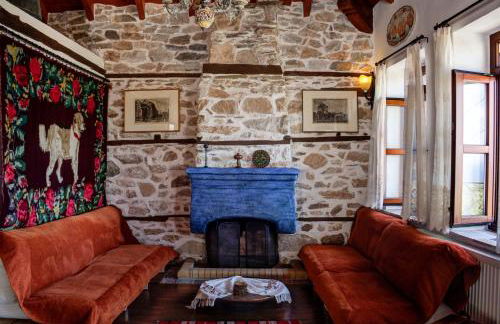 Annousa's House & Studios - Photo 66