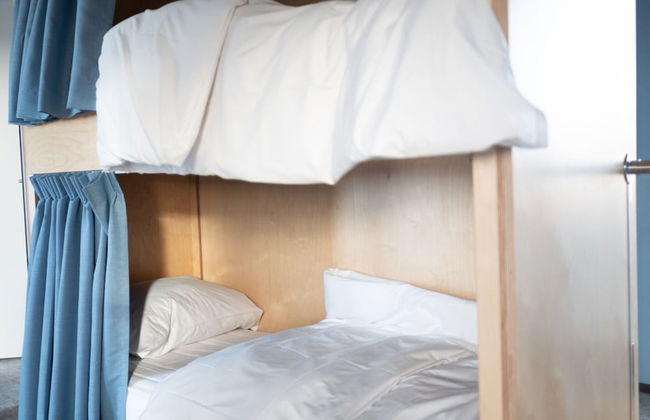 Modern, Trendy Theme Denim Lodge, Near the sea - Foto 5