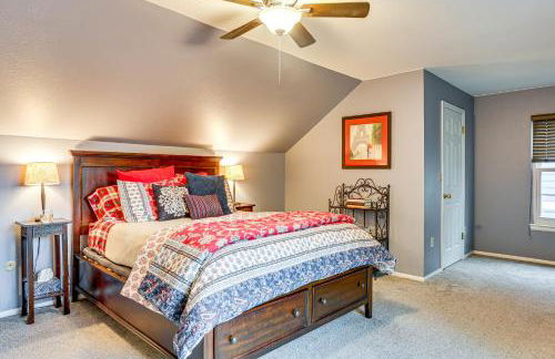 Spacious Family Home with Deck and Yard in Littleton! - Foto 13