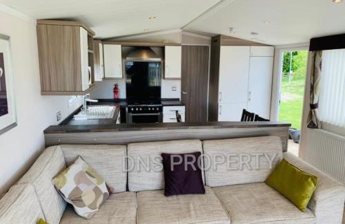 Caravan - Sleeps 6 - Near The Deep & Old Town - Foto 3