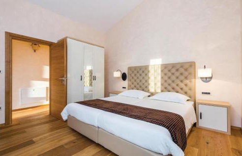 Beautiful Home In Turcic With Wifi - Foto 30