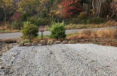 Lakeview Cabin by Tappan Lake, Perfect for Groups with Hot-Tub in Ohio - Foto 8