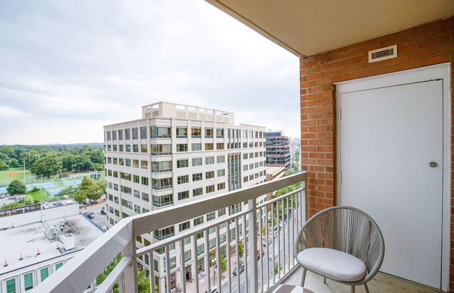 Sophisticated and Beautiful Condo - Foto 15