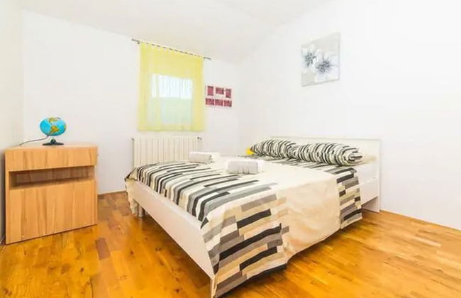 Hillside Villa in Trogir With Pool, Terrace, and Stunning City View - Foto 6