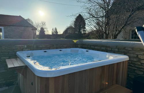 Stunning Countryside House with Pool and Hot Tub - Foto 8