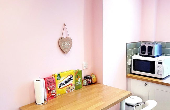 Warm Cosy Family Home With Free Parking - Foto 27