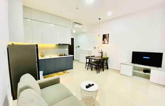 Sunrise City View Apartment - Photo 32