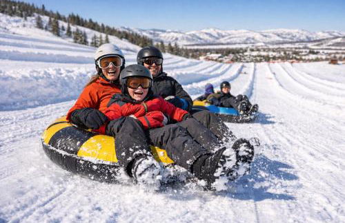 Reduced Nightly Rates! Park City Cabin, Hot Tub, Fire Pit - Sleeps 14 - Photo 8