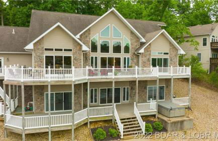 Amazing Vacation Home on the 56 MM, Dock, Water Toys, Fire Pit, 5 bedrooms/5 baths - Foto 4