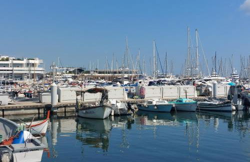 Place du Suquet - In the hart of old Cannes - 2 Min Walking distance from Palais de Festivals and Beaches - Photo 42