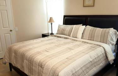 Magical Home with private pool and close to parks - Foto 5