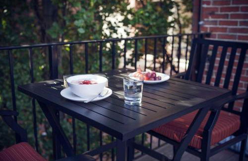 Comfy Beacon Hill Studio Great for Work Travel #7 - Foto 11