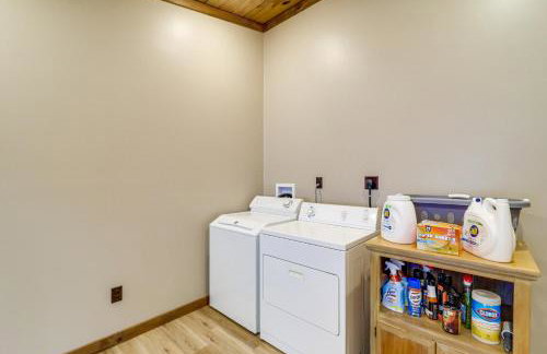 1 Mi to Watauga Lake! Modern & Rustic Mtn Hideaway - Photo 22
