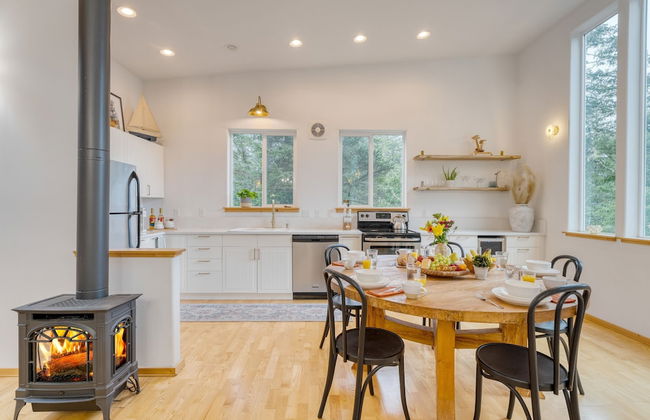 Buttercup Bay Hideaway by Avantstay Cozy Escape w Fire Pit Walk to Beach - Foto 14