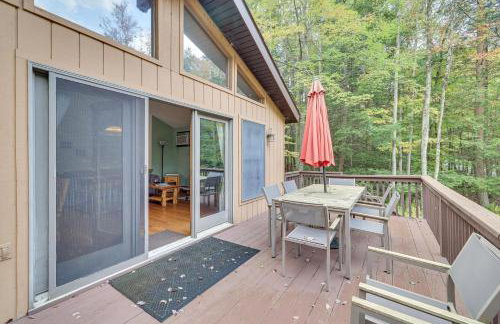 Secluded Family Cabin with Fire Pit in Lake Ariel! - Foto 31