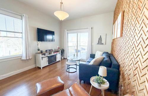 Jennifer's Chic Downtown City Views Private Deck - Foto 10