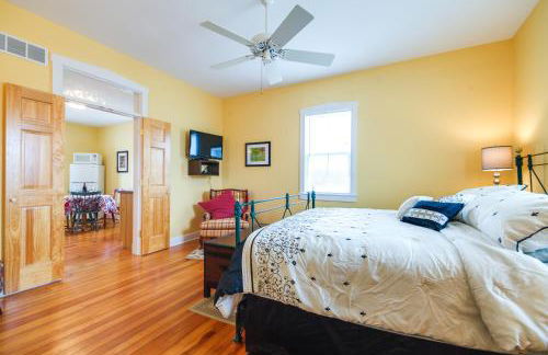 Cozy Missouri Retreat with Pool, Pond and Fire Pit! - Foto 13