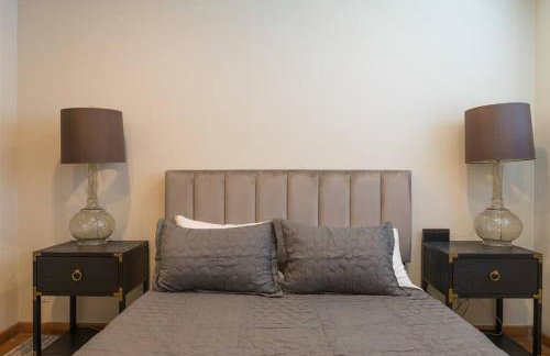 Spacious Arcadia Lite house w pool mtn views - Photo 24