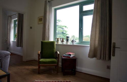 Tring Grange Cottage Sleeps 2 with Onsite Parking - Photo 24