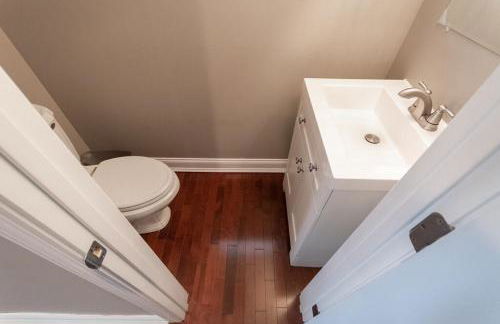 Minimalist Oasis just minutes metro - Foto 8